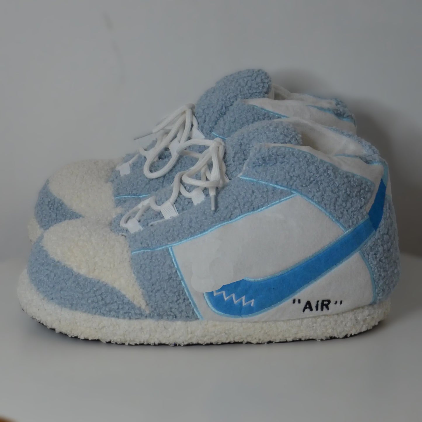 Modische Cloudy Hunks Blau Sneakers für sportliche und trendbewusste Outfits, Nike Hausschuhe