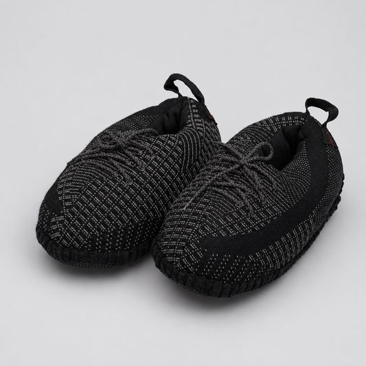 Heezys Pirate Black - HouseKicks™