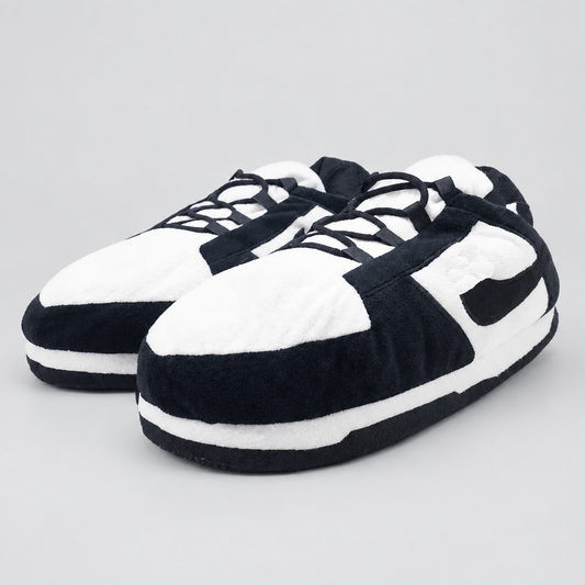 Hunks Low Panda Sneaker Hausschuhe von Housekicks – Ansicht 2