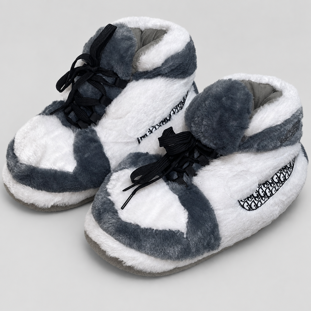 DIOR - Housekicks™